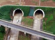 PUPR Bantah Kondisi Terowongan Cisumdawu Retak Pasca Gempa