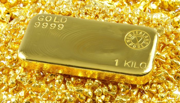 Investor Emas Bernapas Lega, Harga Menguat Imbas Penurunan Peringkat Kredit AS